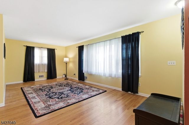 42 Erie Ave, Rockaway Twp., NJ 07866