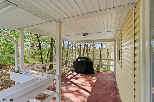 42 Erie Ave, Rockaway Twp., NJ 07866