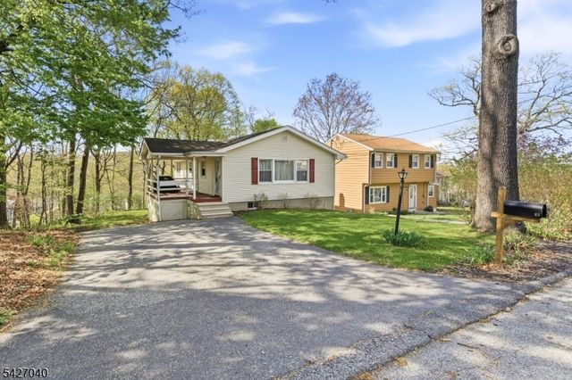 42 Erie Ave, Rockaway Twp., NJ 07866