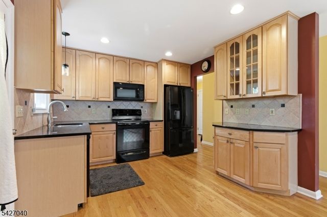 42 Erie Ave, Rockaway Twp., NJ 07866