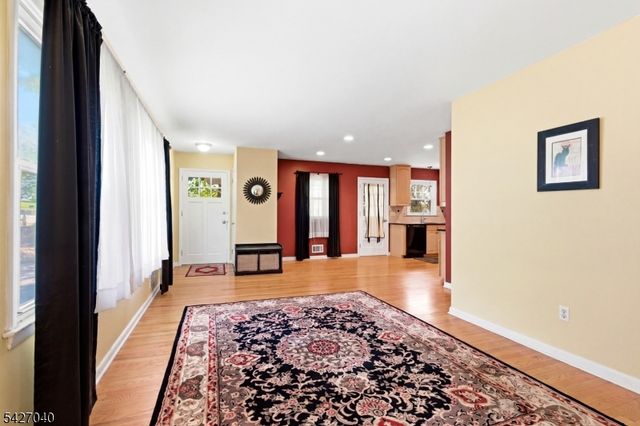 42 Erie Ave, Rockaway Twp., NJ 07866