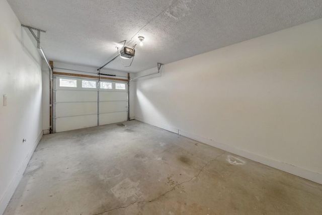 2717 Highland Ridge NW, Kennesaw, GA 30152