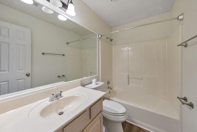2717 Highland Ridge NW, Kennesaw, GA 30152
