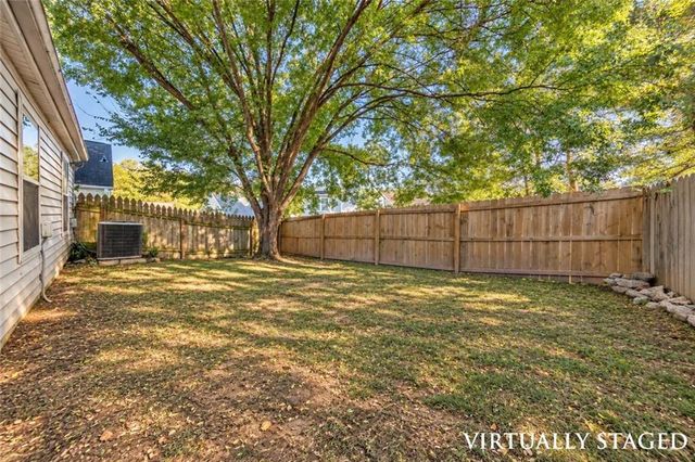 2717 Highland Ridge NW, Kennesaw, GA 30152