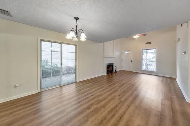2717 Highland Ridge NW, Kennesaw, GA 30152