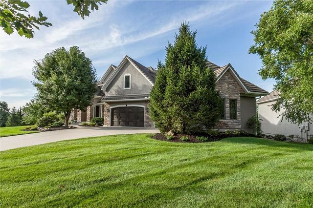 12703 W 160th Terrace, Overland Park, KS 66221