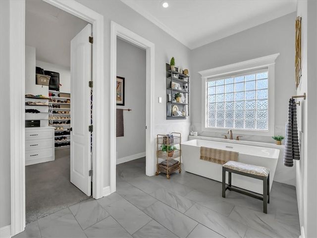 12703 W 160th Terrace, Overland Park, KS 66221