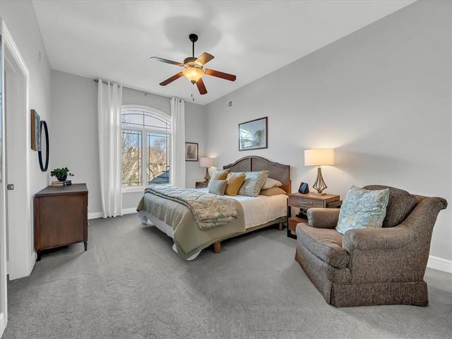 12703 W 160th Terrace, Overland Park, KS 66221