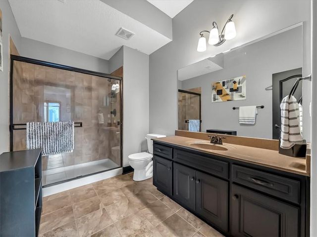 12703 W 160th Terrace, Overland Park, KS 66221