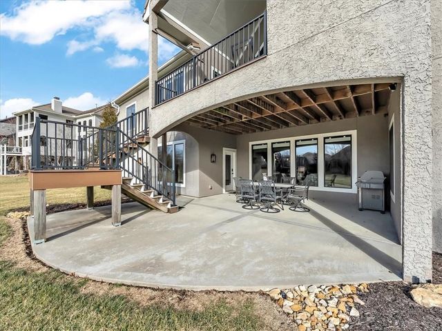 12703 W 160th Terrace, Overland Park, KS 66221