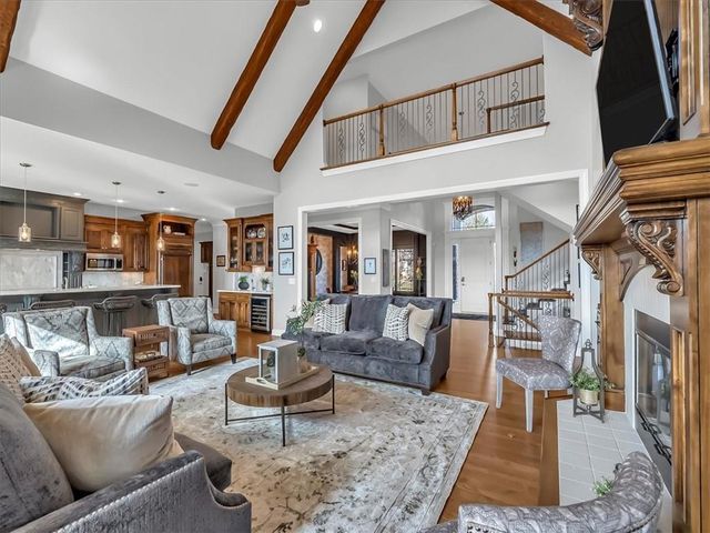 12703 W 160th Terrace, Overland Park, KS 66221