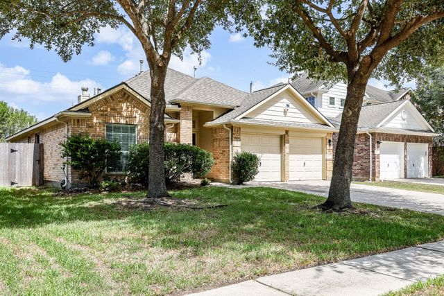 9426 Edgeloch Drive, Spring, TX 77379