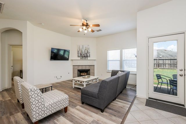 9426 Edgeloch Drive, Spring, TX 77379