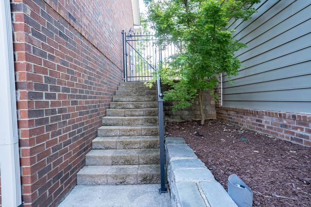522 Eden Park Dr, Franklin, TN 37067