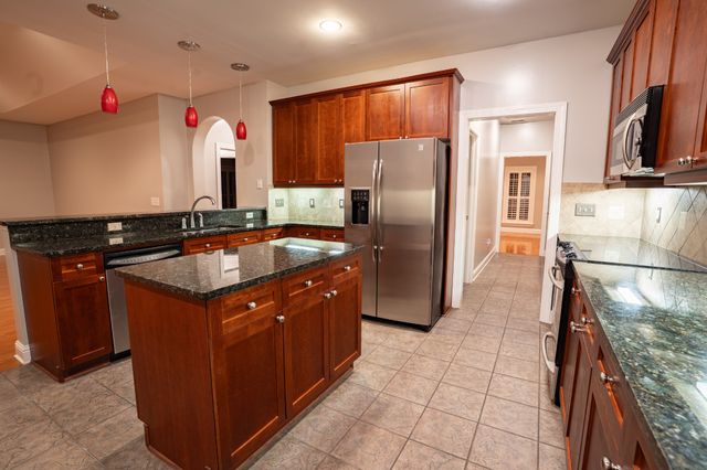 522 Eden Park Dr, Franklin, TN 37067