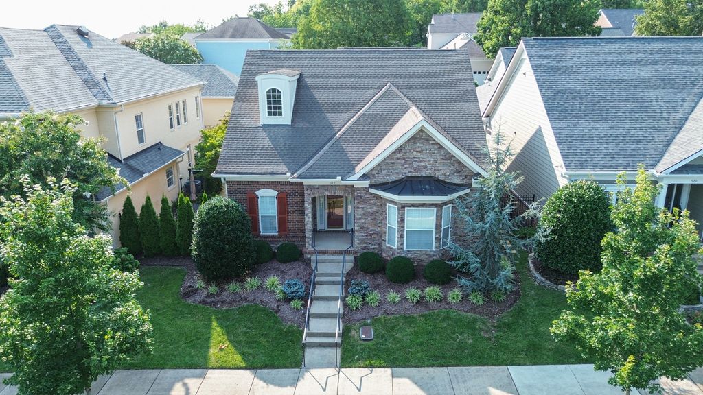 522 Eden Park Dr, Franklin, TN 37067