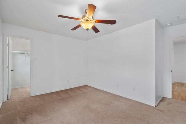 607 Yosemite TRL, Taylor, TX 76574