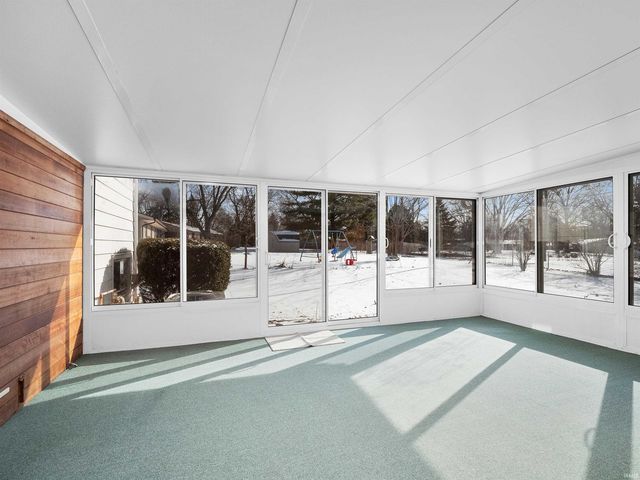 5745 N Brookwood Drive, Fort Wayne, IN 46835