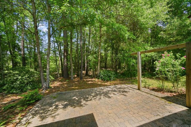 323 Autumn Woods Drive, Covington, LA 70433