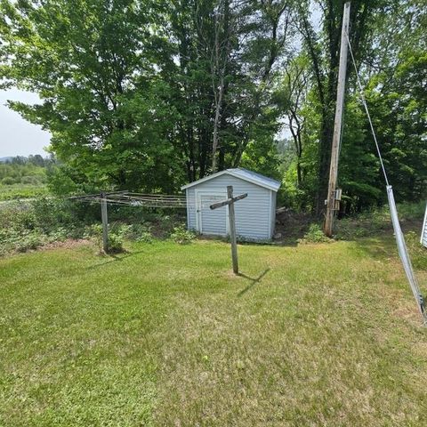 30 Players Lane, Lyndon, VT 05851