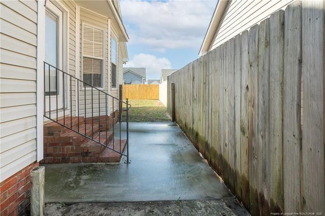 1464 Aultroy Drive, Fayetteville, NC 28306