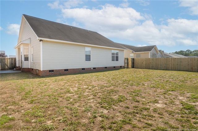 1464 Aultroy Drive, Fayetteville, NC 28306