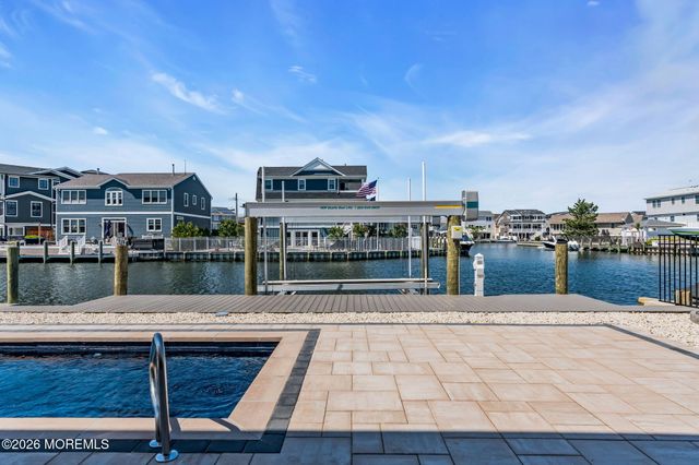 237 Westmont Avenue, Lavallette, NJ 08735
