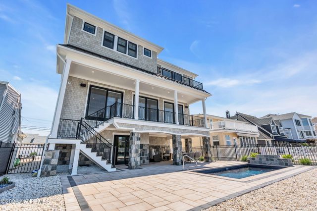 237 Westmont Avenue, Lavallette, NJ 08735