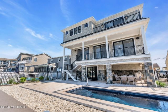 237 Westmont Avenue, Lavallette, NJ 08735