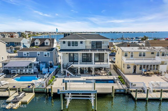 237 Westmont Avenue, Lavallette, NJ 08735