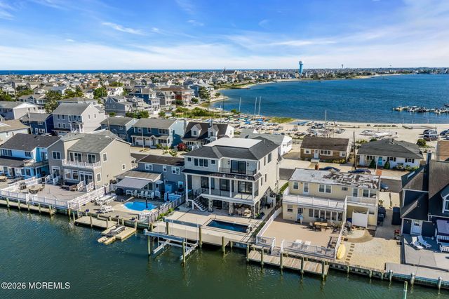 237 Westmont Avenue, Lavallette, NJ 08735