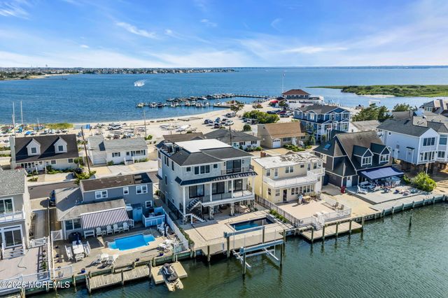 237 Westmont Avenue, Lavallette, NJ 08735