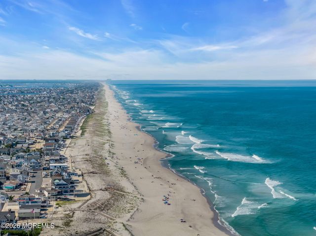237 Westmont Avenue, Lavallette, NJ 08735
