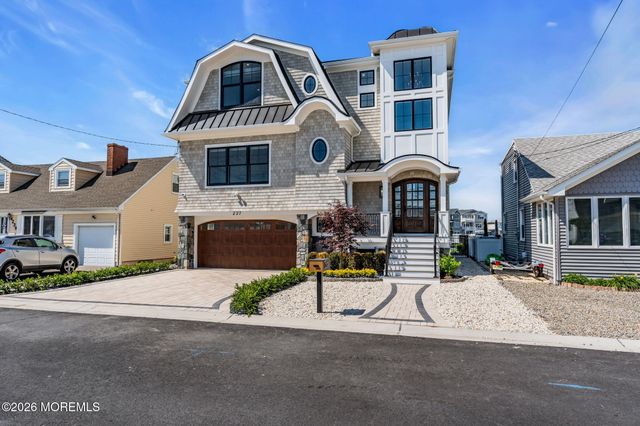 237 Westmont Avenue, Lavallette, NJ 08735