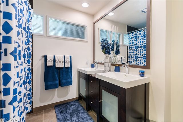 144 44th Street NW, Canton, OH 44709