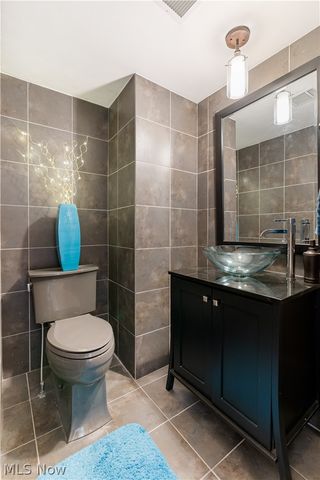 144 44th Street NW, Canton, OH 44709