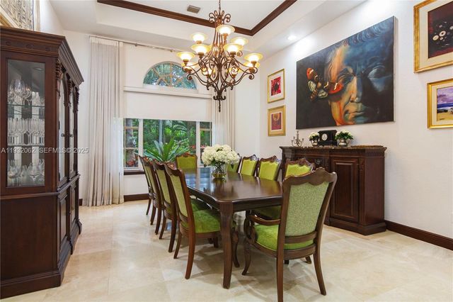 11825 S Mitchell Manor Cir, Pinecrest, FL 33156