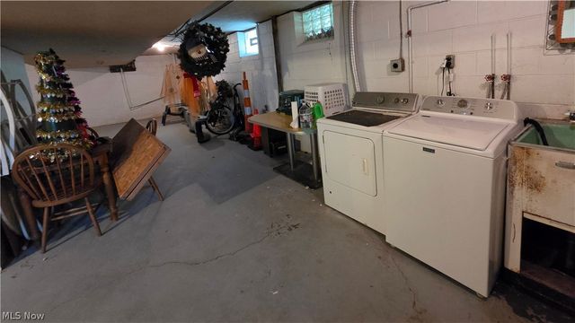 9563 Whitewood Road, Brecksville, OH 44141