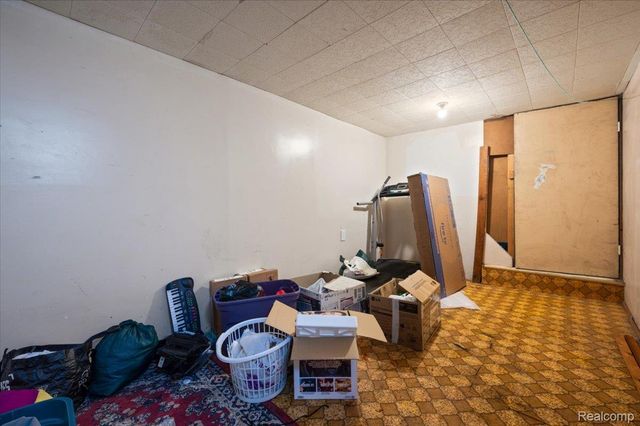 12660 Gallagher Street, Hamtramck, MI 48212