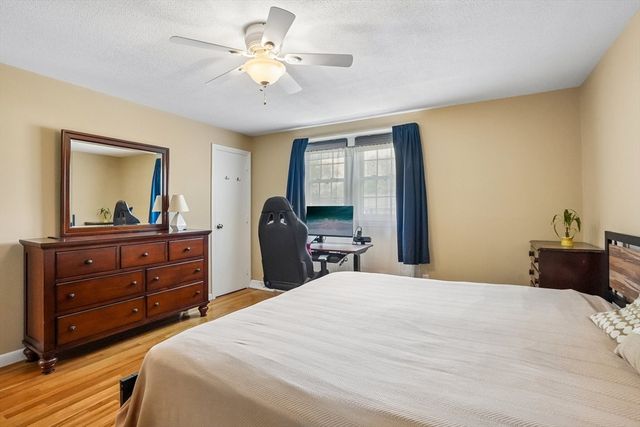 35 Westgate Rd, Framingham, MA 01701