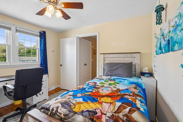 35 Westgate Rd, Framingham, MA 01701