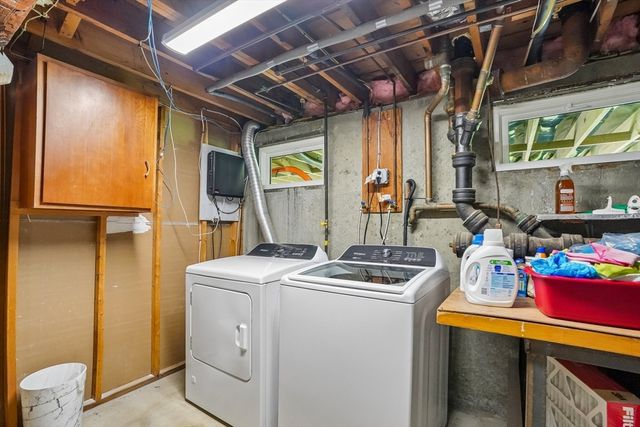35 Westgate Rd, Framingham, MA 01701