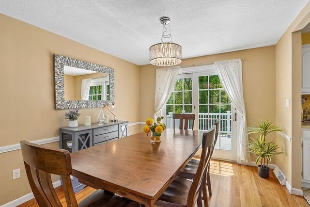 35 Westgate Rd, Framingham, MA 01701
