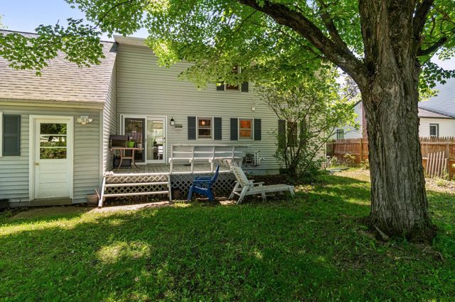 1 Hiawatha Avenue, Essex Junction, VT 05452