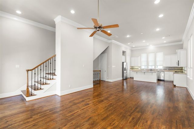 2123 Mcilhenny St Street, Houston, TX 77004