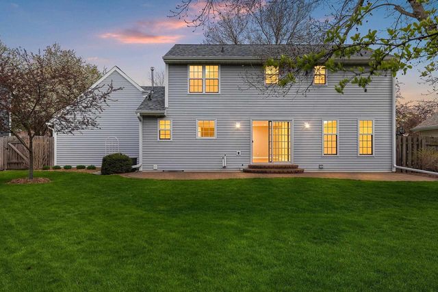 809 SPOONER COURT, De Pere, WI 54115