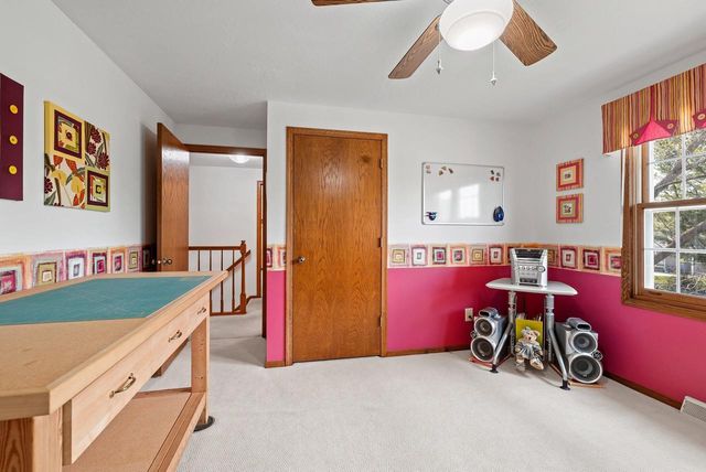 809 SPOONER COURT, De Pere, WI 54115