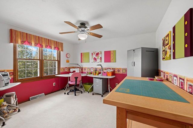 809 SPOONER COURT, De Pere, WI 54115