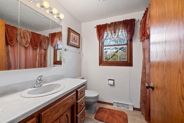 809 SPOONER COURT, De Pere, WI 54115