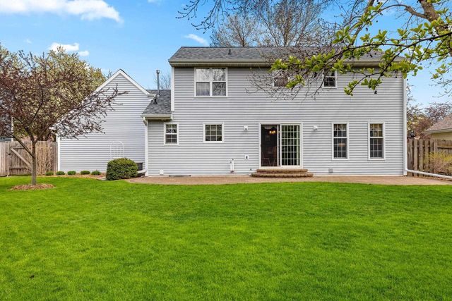809 SPOONER COURT, De Pere, WI 54115